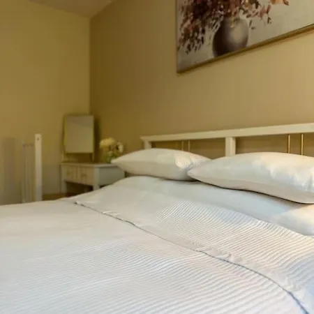 Stylish 2 Bedrooms Flat In A Quiet Cul-De-Sac Area, Near Sheffield City Centre With Free Parking Exterior photo