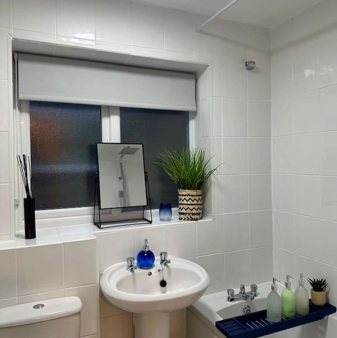 Stylish 2 Bedrooms Flat In A Quiet Cul-de-sac Area, Near Centre With Free Parking Apartment Sheffield